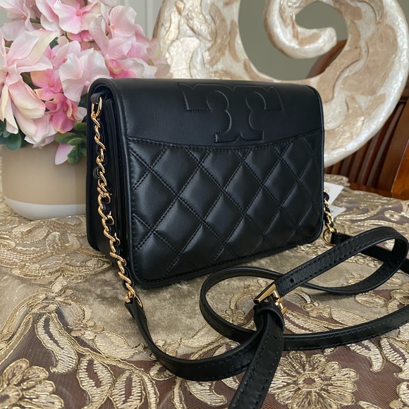 Tory Burch Handbags - Tory Burch savanna combo crossbody